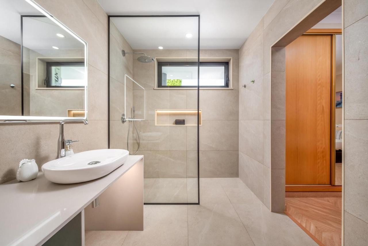 Horta's - Private Heatable Pool Willa Lagos